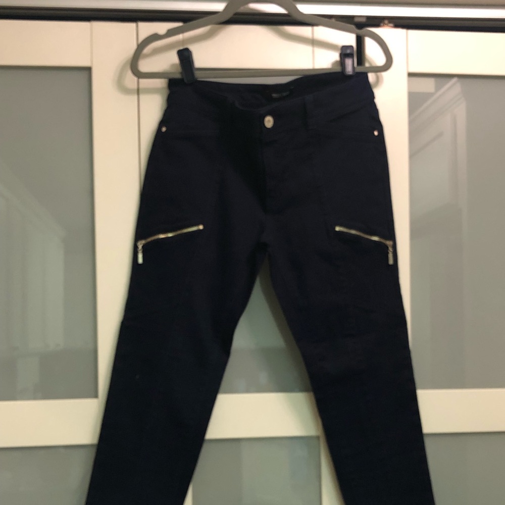 White House Black Market skinny crop navy pants.
